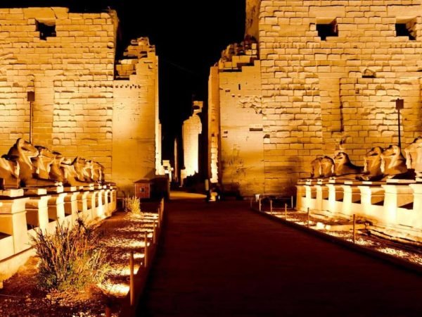 Fantastic-views-of-the-entrance-to-Karnak-temple-from-the-light-and-sound-show.