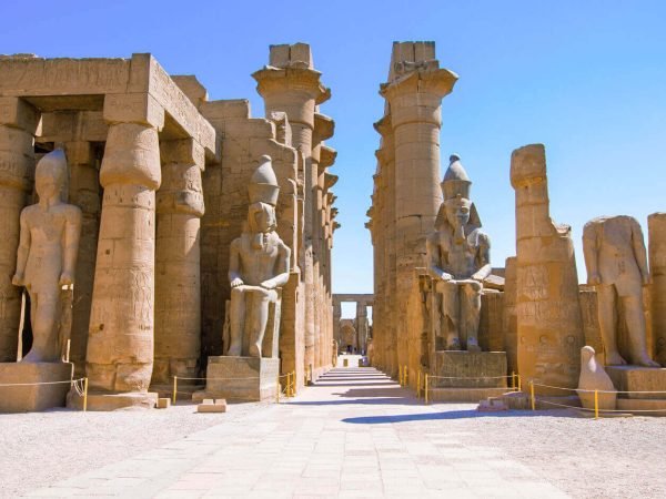 The-wonderful-statues-in-front-of-the-entrance-to-Luxor-Temple